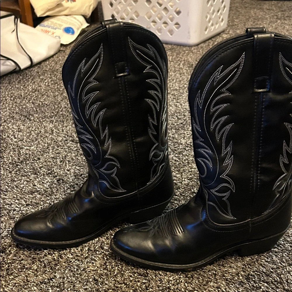 Laredo Women's Black Leather Boots - Picture 4 of 8